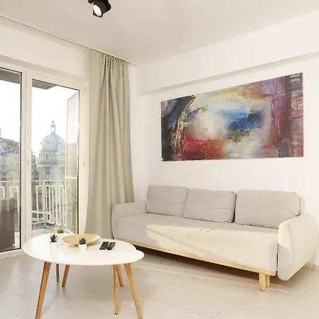 2 Bedroom With Amazing View In Center * Bükreş
