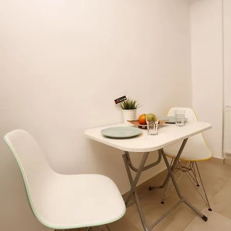 2 Bedroom With Amazing View In Center 아파트 부쿠레슈티