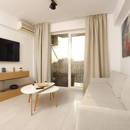 Apartament 2 Bedroom With Amazing View In Center *