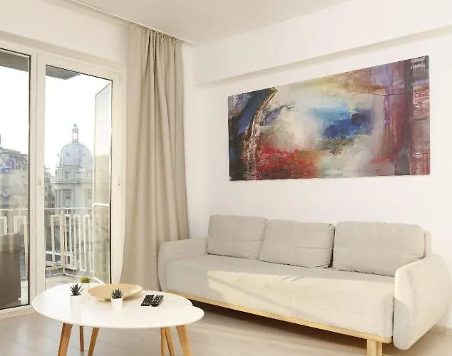2 Bedroom With Amazing View In Center * Bukareszt