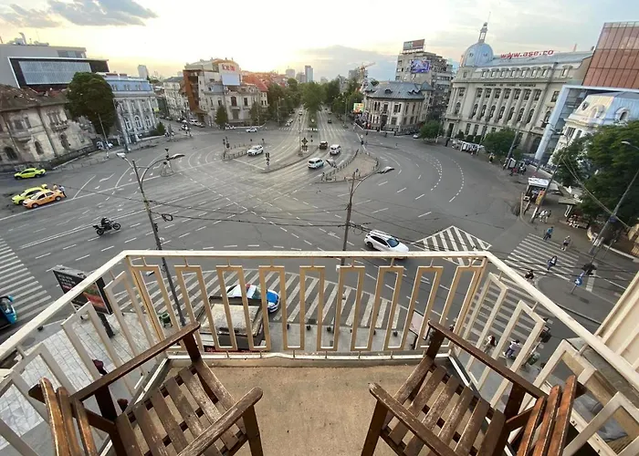 2 Bedroom With Amazing View In Center Apartament Bukareszt