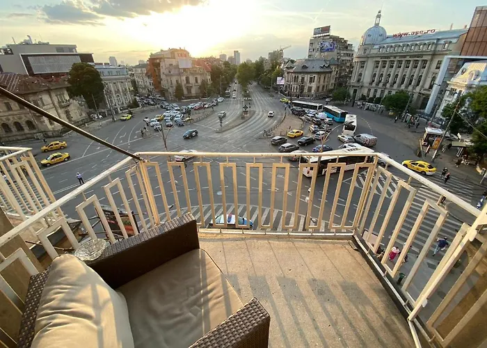 2 Bedroom With Amazing View In Center Bukareszt