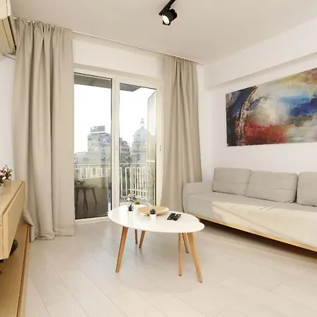 Apartment 2 Bedroom With Amazing View In Center *